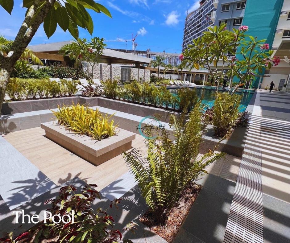 Lovely Studio Condominiums At Mesavirre Garden Residences Bacolod Exterior photo